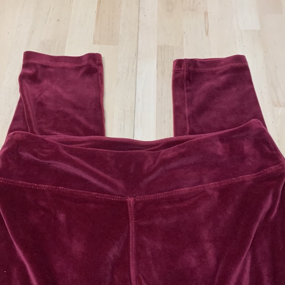 Skylee Raspberry Velour Leggings - Picture 2 of 7